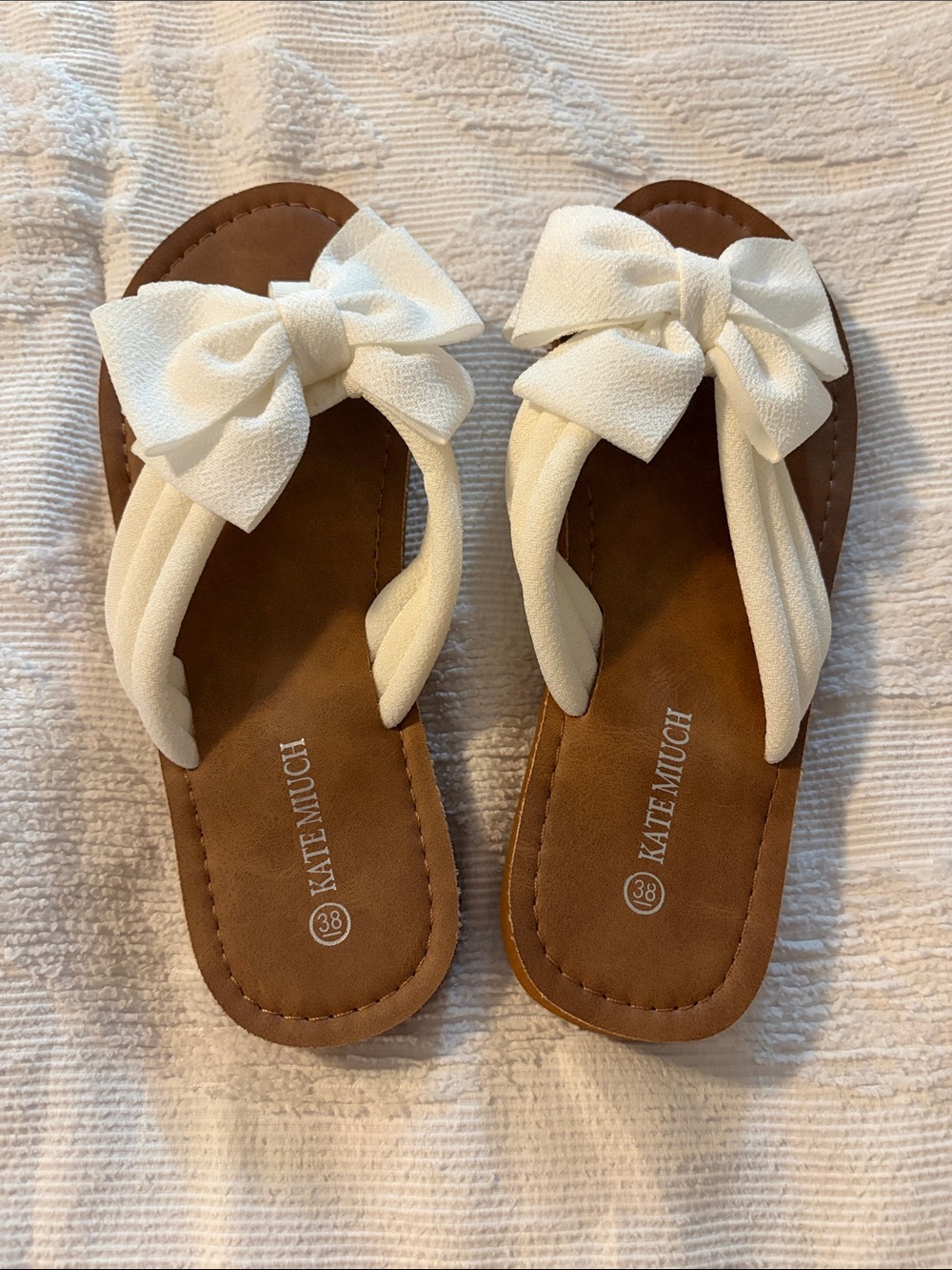 Cream Bow Thong Sandals for Women